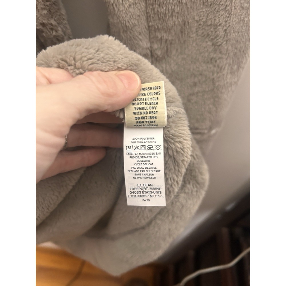 LL Bean Gray Hooded Fleece 50" Long WICKED PLUSH ROBE Women's Size Large New NWT - Picture 8 of 9